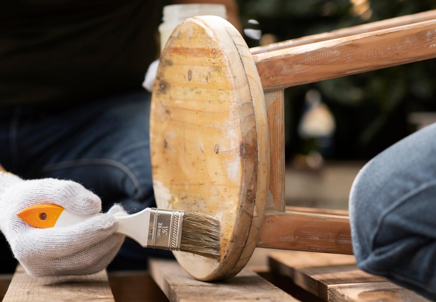 Como usar massa para madeira em projetos e reparações