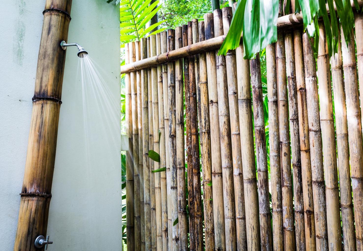 Como instalar um chuveiro exterior